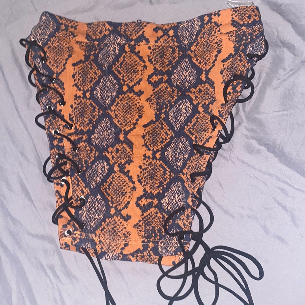 Sexy skirt tied up side